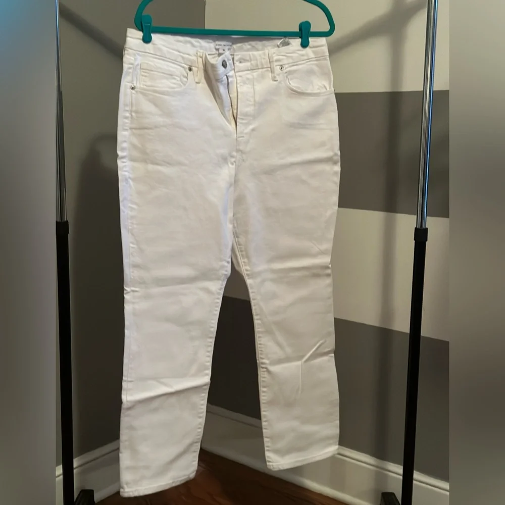 Good American Good Classic White Cropped Jeans - Picture 5 of 10